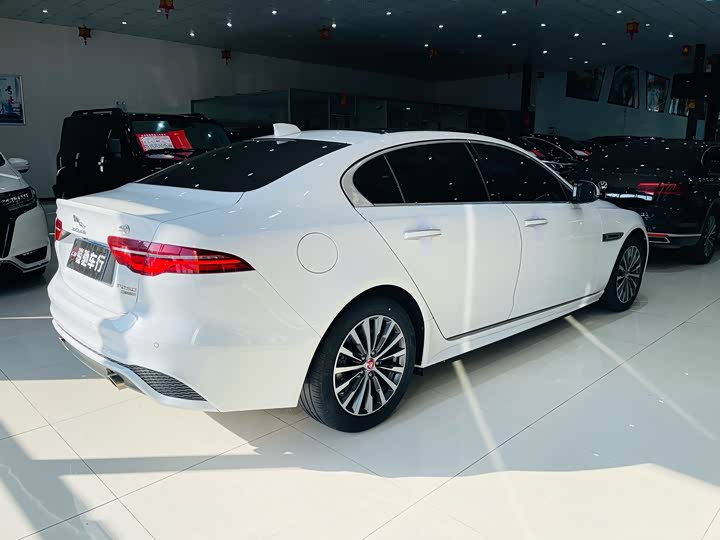 Jaguar XEL 2020 2.0 T 200 PS R-DYNAMIC — фото 8
