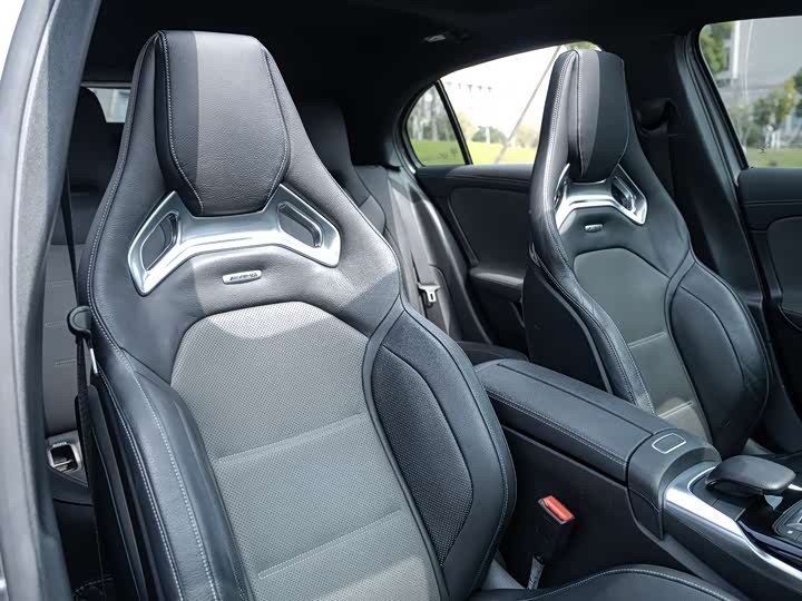Mercedes-Benz A-Class 2020 AMG A 45 4 MATIC+ — фото 13