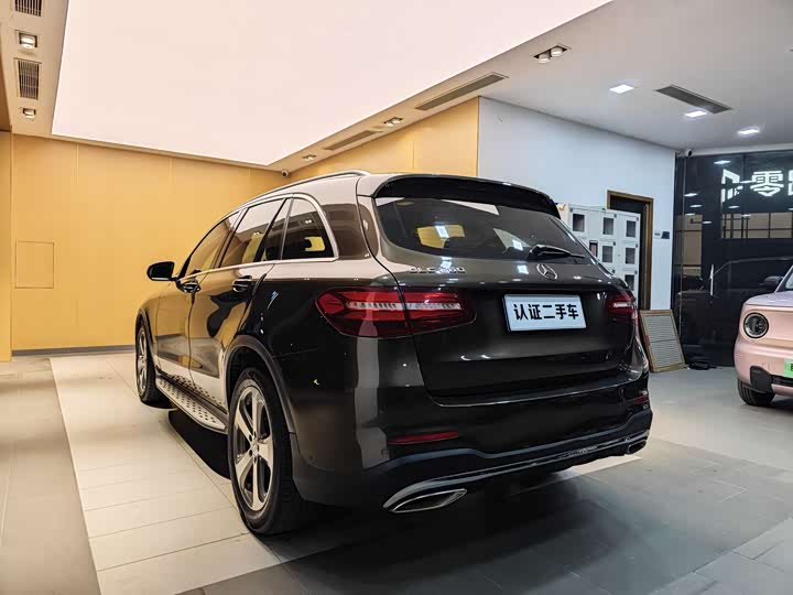 Mercedes-Benz GLC 2017 GLC 260 4 MATIC Luxury — фото 25