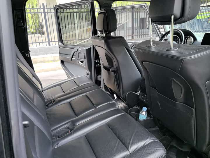 Mercedes-Benz G-Class 2018 G 550 — фото 15