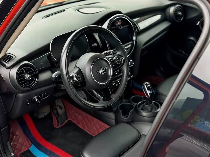 MINI Hatch — фото 10