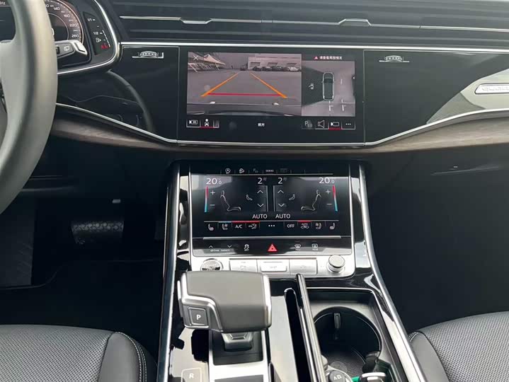 Audi Q7 2025 55 TFSI quattro S line Sport — фото 9