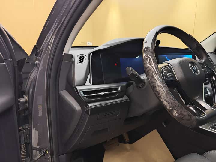 Changan CS75 PLUS 2021 1.5 T ATLuxury — фото 12