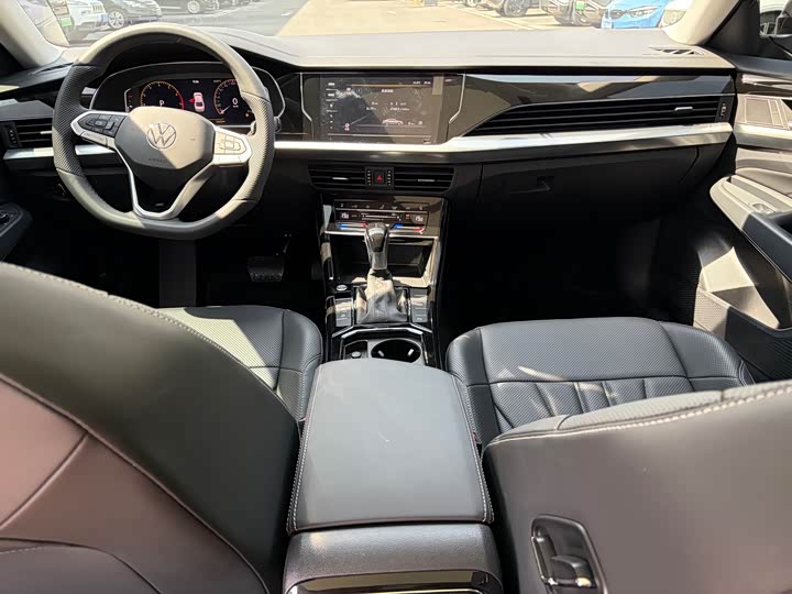 Volkswagen Passat — фото 9
