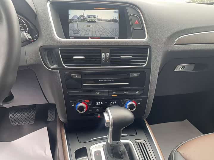 Audi Q5 2016 40 TFSI Comfort — фото 23