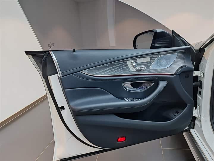 Mercedes-Benz CLS 2023 CLS 300 — фото 8