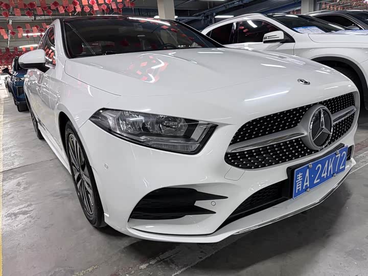 Mercedes-Benz A-Class 2020 A 180 L — фото 3