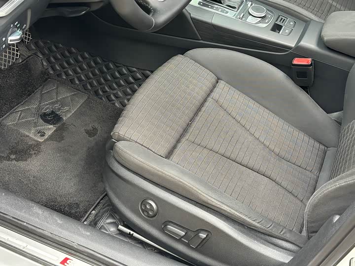 Audi A3 2017 Limousine 35 TFSI Sport — фото 7