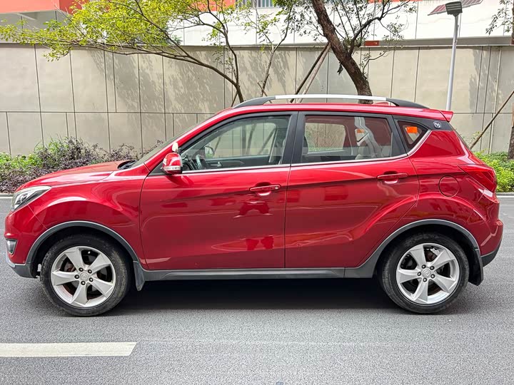 Changan CS35 2017 1.6 L ATLuxury — фото 13