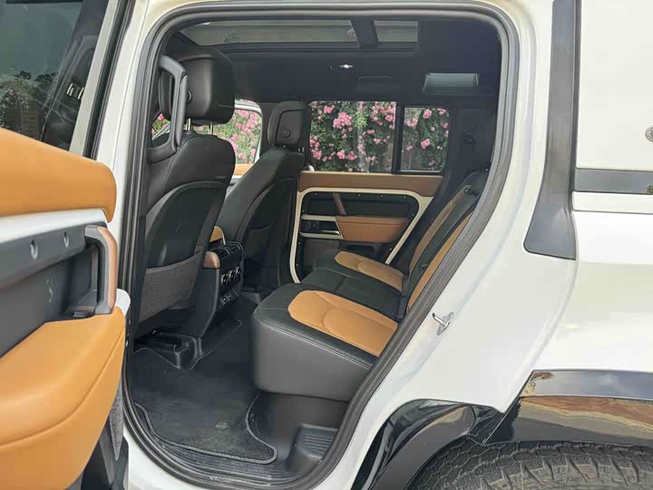 Land Rover Defender — фото 4