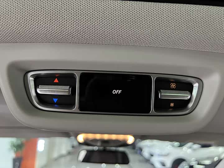 Mercedes-Benz V-Class 2017 V 260 L — фото 14