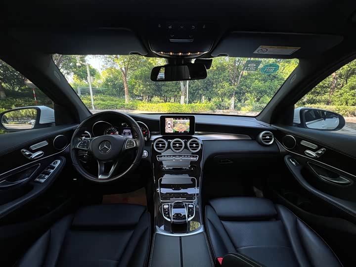 Mercedes-Benz GLC 2017 GLC 260 4 MATIC — фото 32