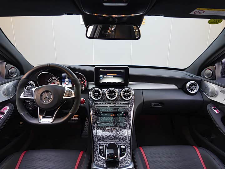 Mercedes-Benz C-Class 2017 AMG C 63 — фото 8