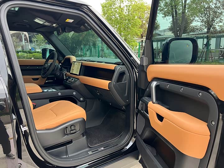 Land Rover Defender — фото 6