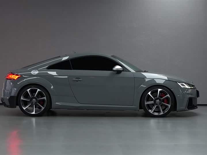Audi TT 2017 TT RS 2.5 T Coupe — фото 8