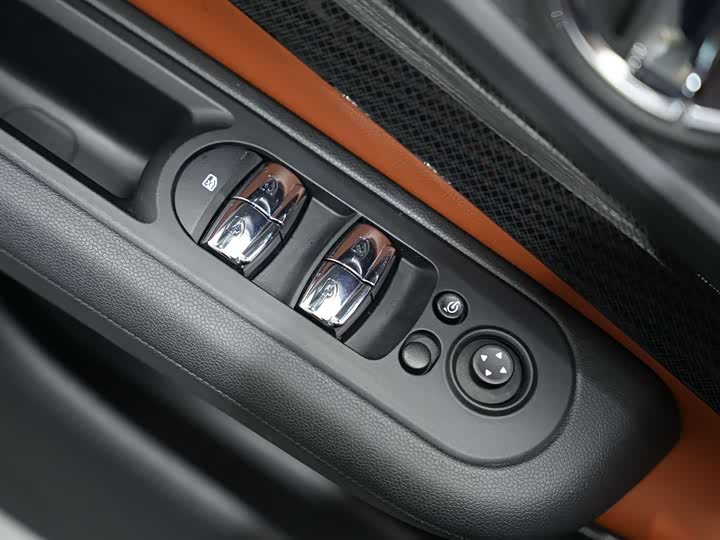 MINI Clubman — фото 24
