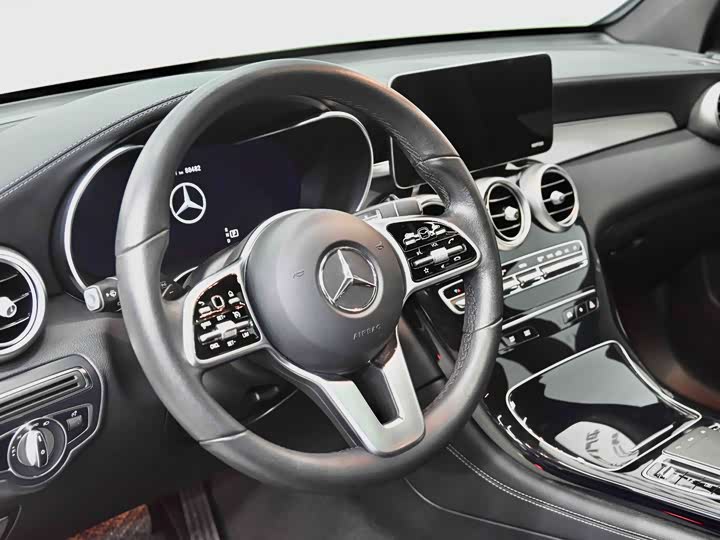 Mercedes-Benz GLC 2020 GLC 260 L 4 MATIC — фото 20