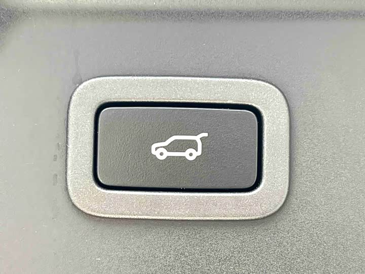 Land Rover Range Rover Velar — фото 13