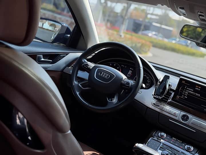 Audi A8 2014 A 8 L 45 TFSI quattro Comfort — фото 12