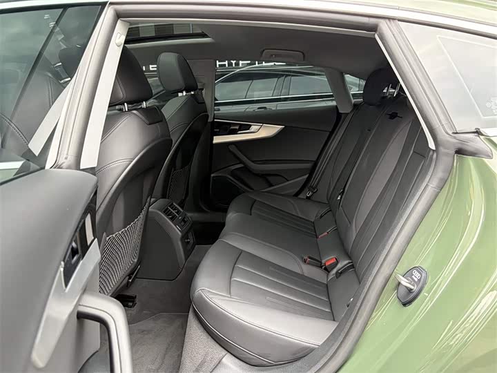 Audi A5 2023 Sportback 40 TFSI — фото 7