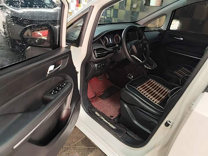 Trumpchi M6 2021 270 T DCT ( ) — фото 16