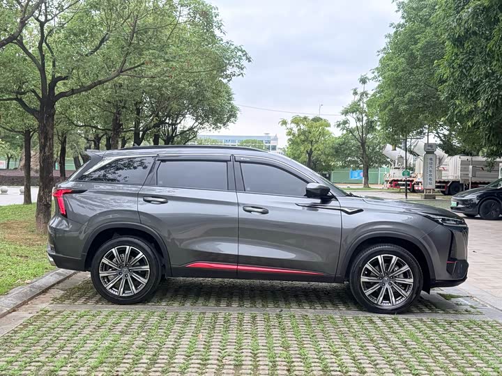 Changan CS75 PLUS 2022 2.0 T AT — фото 4