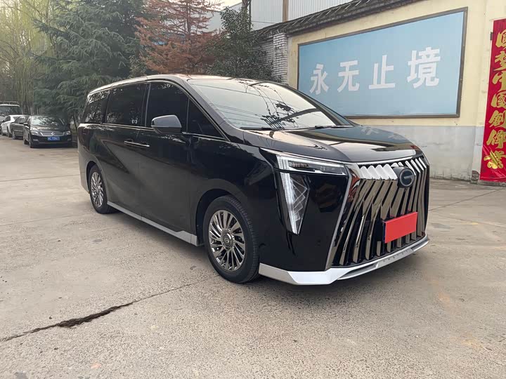 Trumpchi M8 2025 Hybrid — фото 3