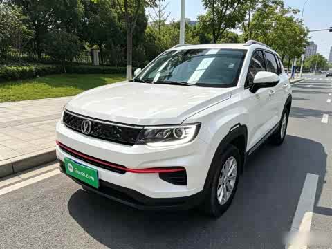 Changan CS35 PLUS 2021 1.6 L MT — фото 26