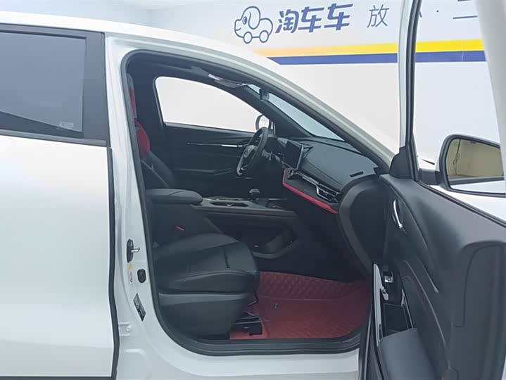 Changan X5 PLUS 2025 1.5 T DCT — фото 8