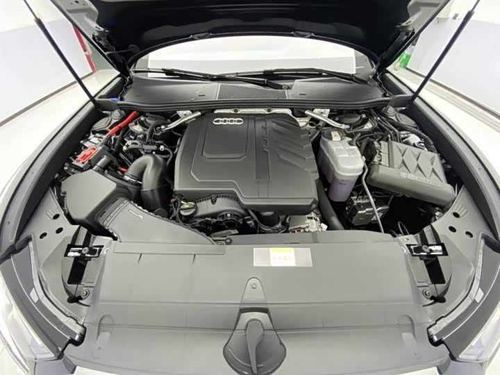 Audi A6L 2024 45 TFSI quattro — фото 12