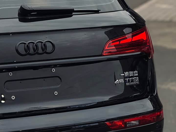 Audi Q5L 2024 45 TFSI — фото 21
