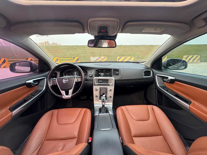 Volvo S60 2015 S 60 L 2.0 T — фото 4