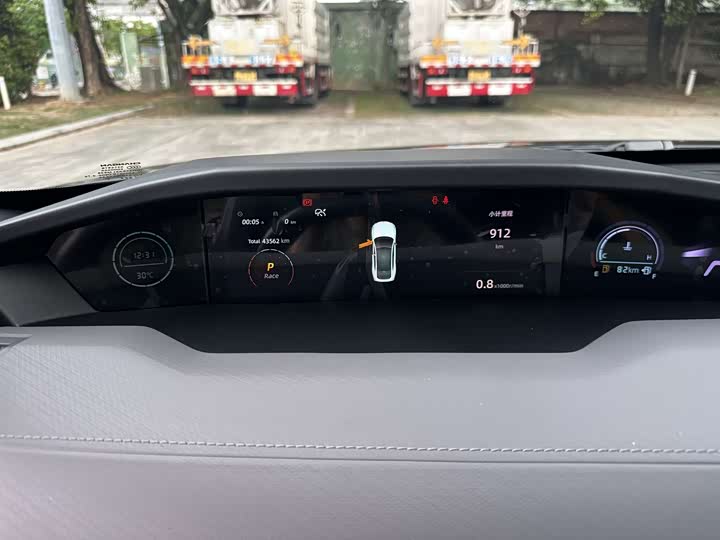 Changan UNI-V 2022 1.5 T Premium — фото 21