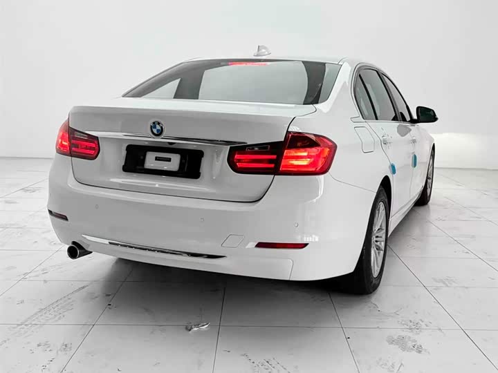 BMW 3 Series 320Li базовая — фото 10