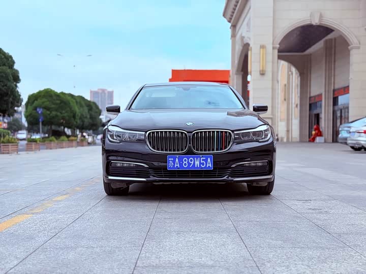 BMW 7 Series 730Li продвинутая — фото 2