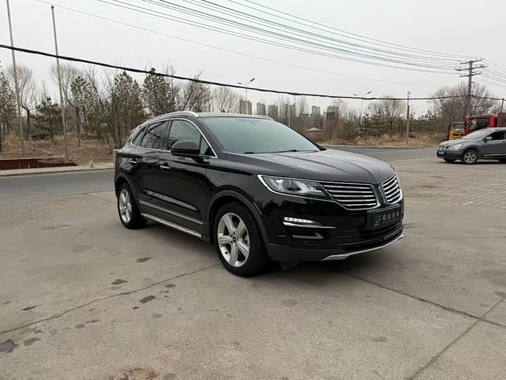 Lincoln MKC 2019 2.0 T 4 WD VI — фото 3