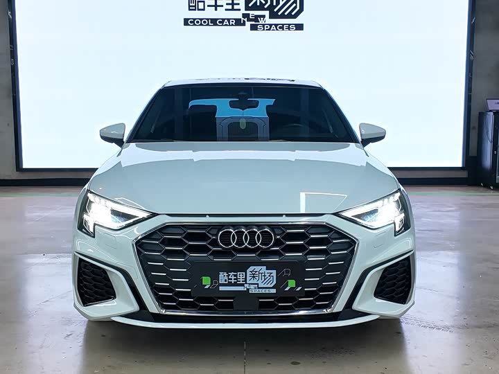 Audi A3 2021 A 3 L Limousine 35 TFSI Sport — фото 2