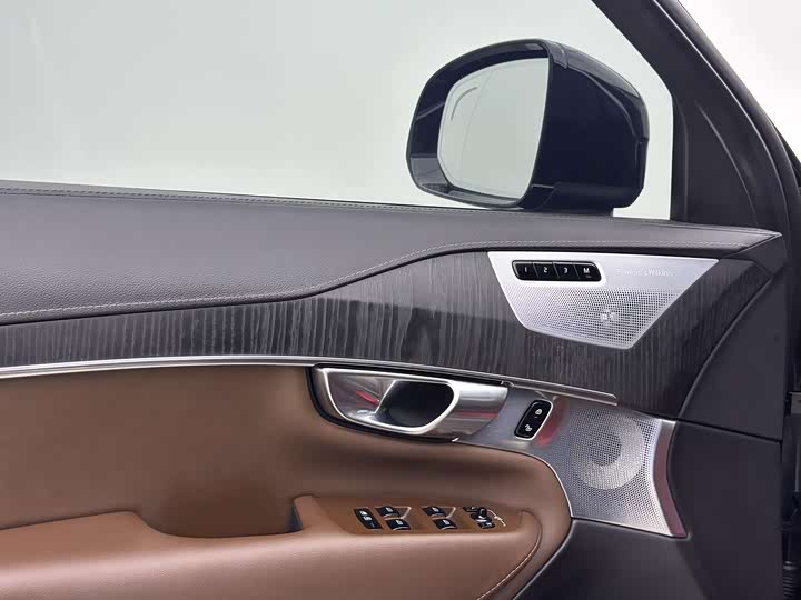Volvo XC90 Hybrid 2022 E Hybrid T 8 7 — фото 11