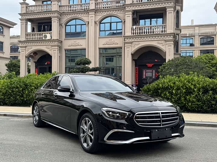 Mercedes-Benz E-Class 2021 E 300 L — фото 3