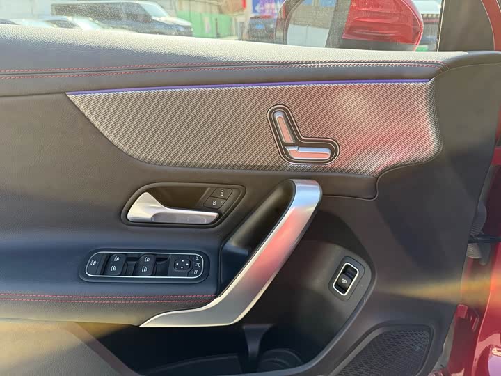 Mercedes-Benz A-Class 2024 A 200 L — фото 17