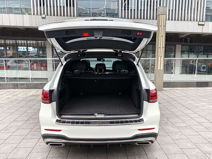 Mercedes-Benz GLC 2022 GLC 260 L 4 MATIC Luxury — фото 24