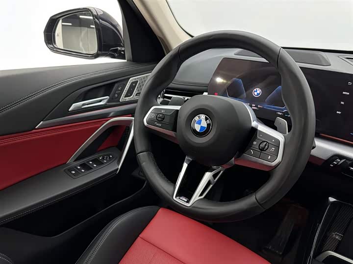 BMW X1 2023 x Drive 25 Li M — фото 10