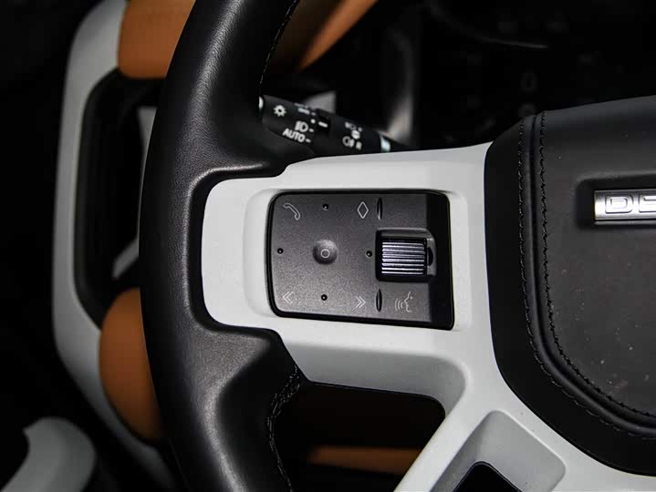 Land Rover Defender — фото 28