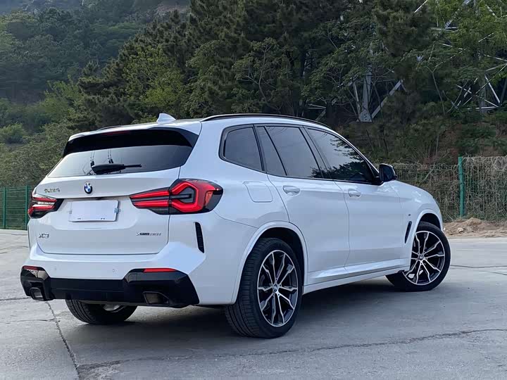 BMW X3 2022 x Drive 30i Leading M — фото 28