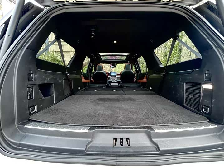 Lincoln Navigator — фото 14