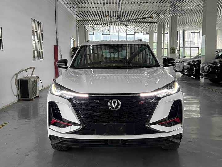 Changan CS75 PLUS 2021 2.0 T AT — фото 4