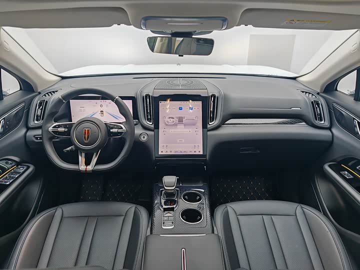 Hongqi HS3 PHEV 2024 115km — фото 15