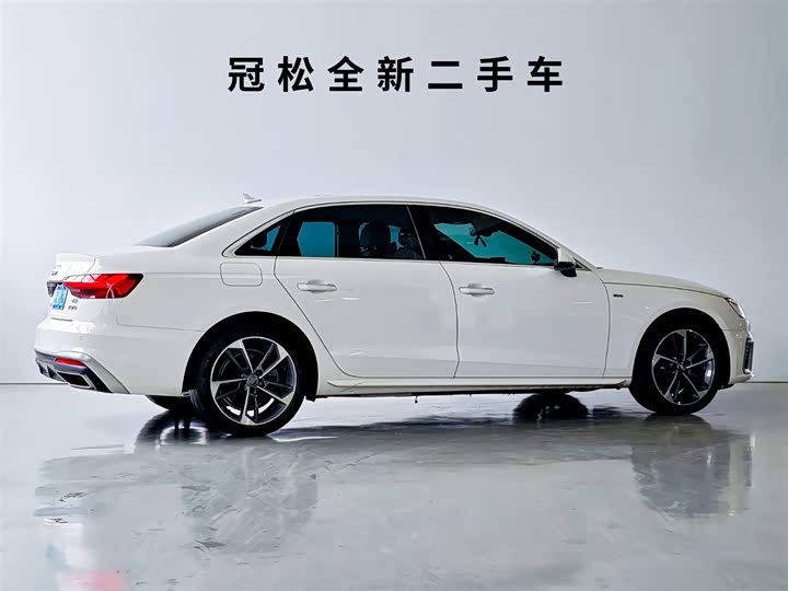 Audi A4L 2020 40 TFSI — фото 3