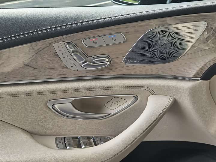 Mercedes-Benz CLS 2023 CLS 300 — фото 15