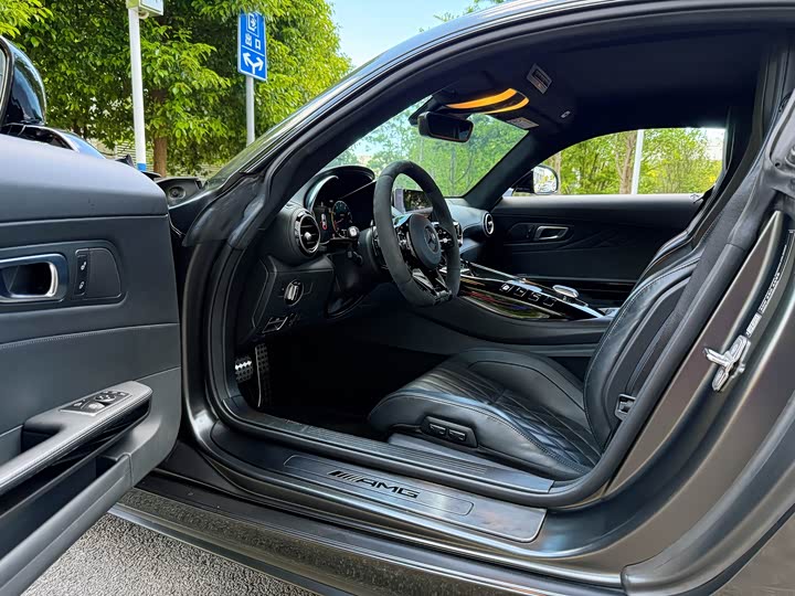 Mercedes-Benz AMG 2021 AMG GT — фото 7